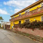 Casa Colonia 2 *